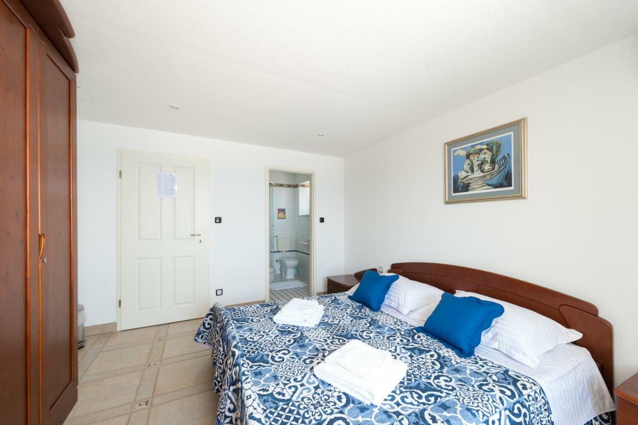 Riva Rooms Bol Eksteriør bilde