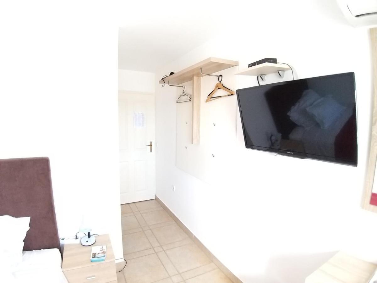 Riva Rooms Bol Eksteriør bilde